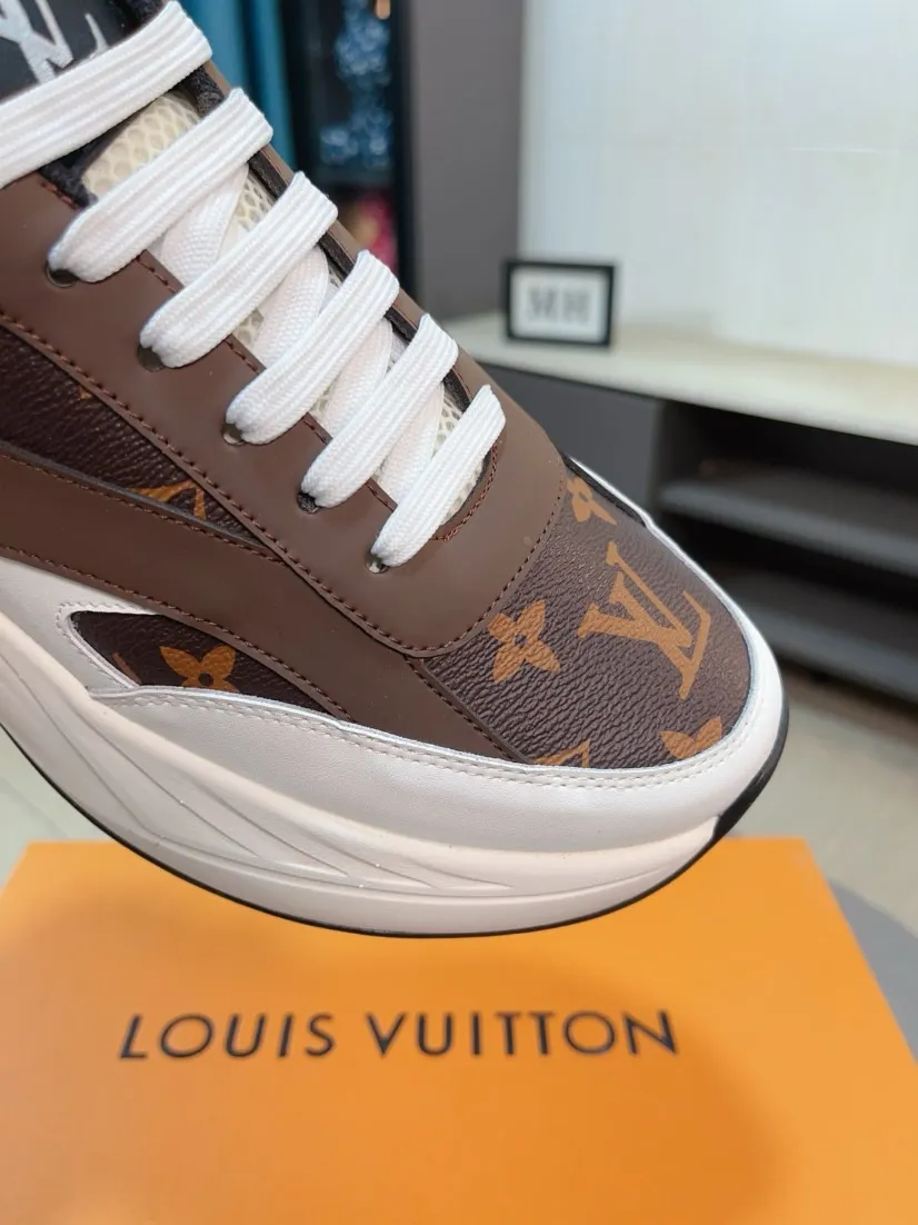 Men's shoes💰438🌹🌹[LV]🌹High-end brand of men's shoes: Official website 1:1 Latest masterpiece: The upper is made of Italian imported first-layer cowhide with special materials➕Full genuine leather lining🔥, making walking more convenient and comfortable! Exclusive new style, stunning work [color]! Create a fashionable personality to set off your uniqueness! A must-have for trendy men! Classic🔥Number: 38-44